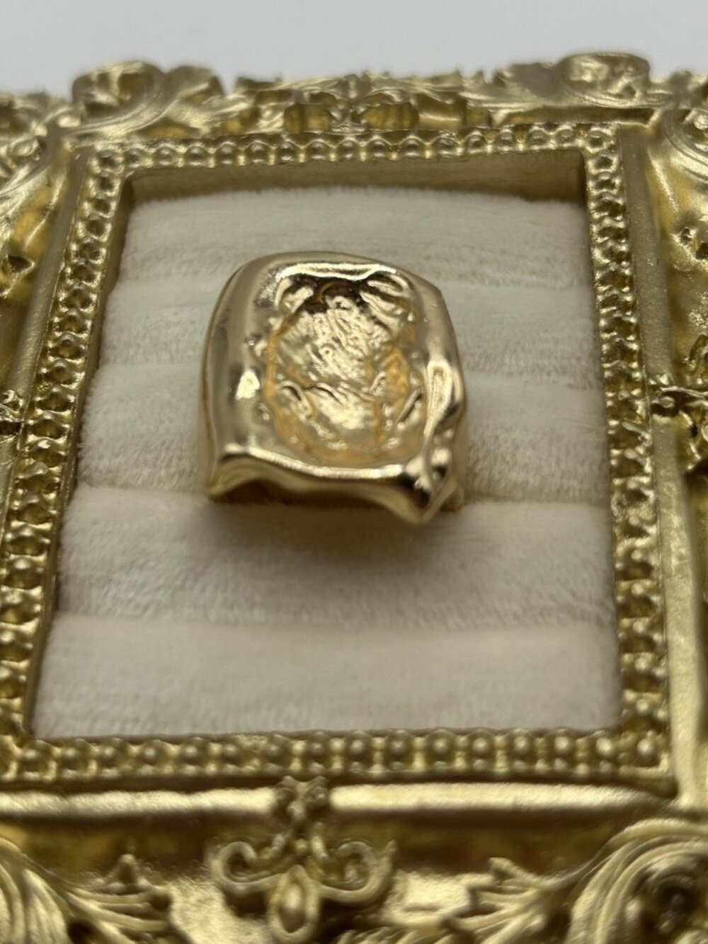 Gold Tone Organic Melted Metal Statement Ring Size 5.5 Sculptural Hammered Look - Picture 3 of 12
